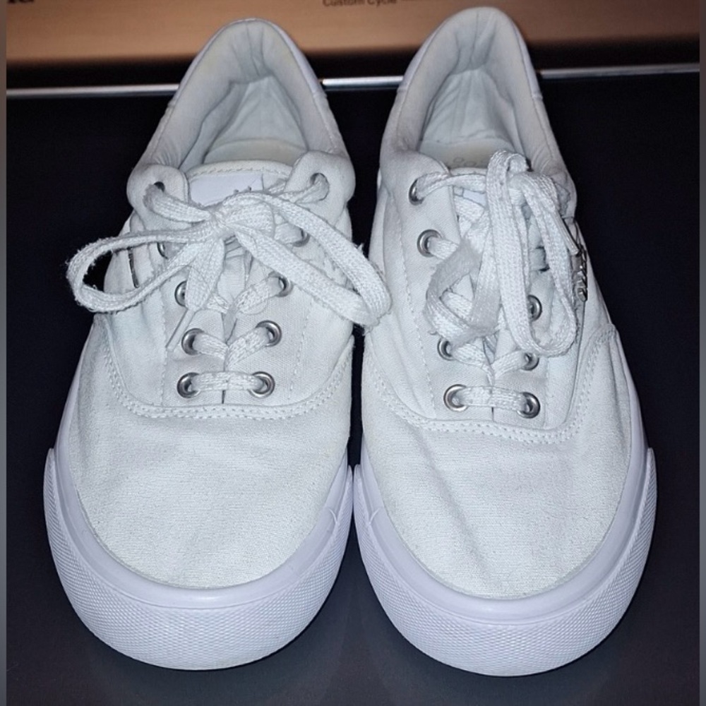 Lugz Women's Classic White Lace-Up Sneakers
